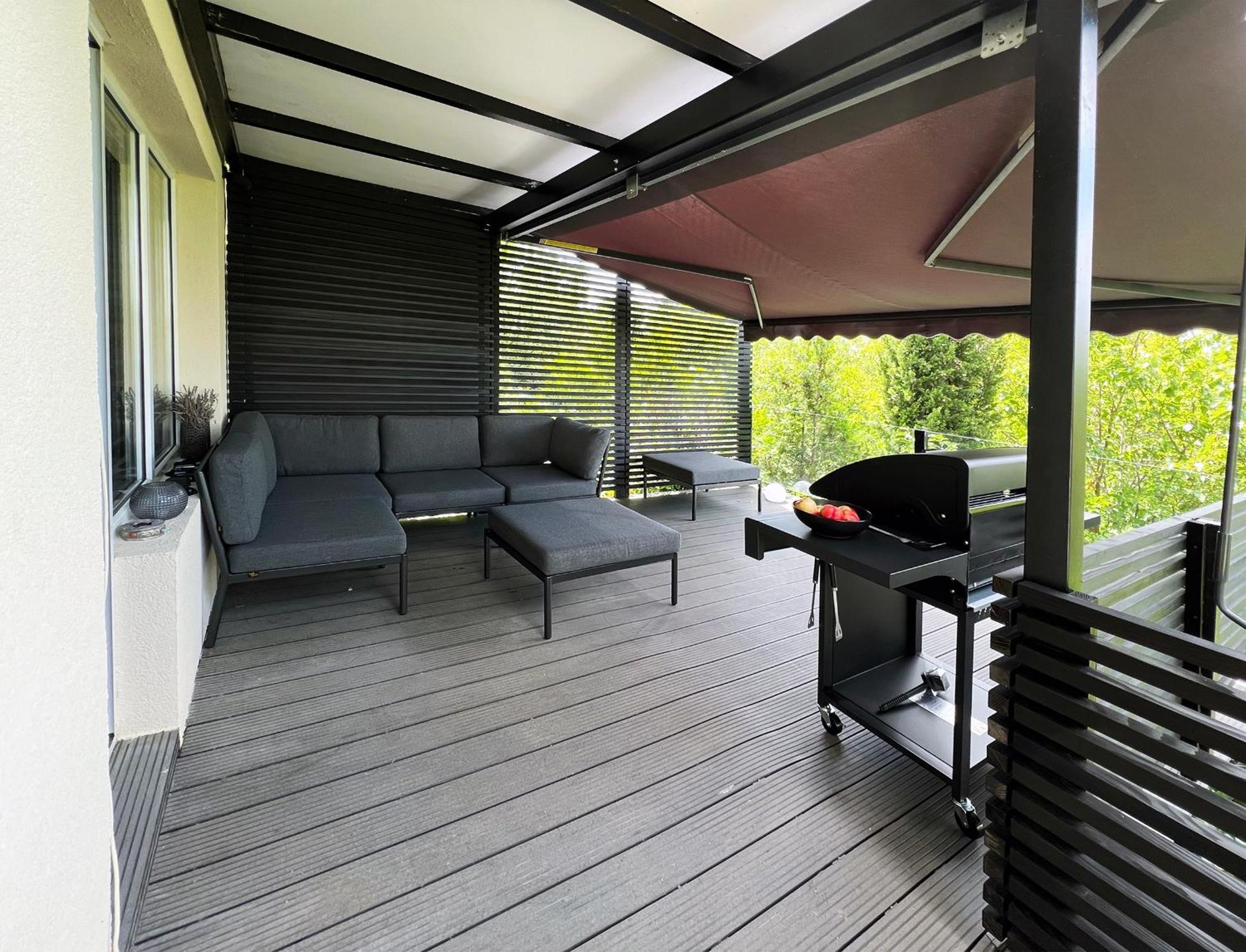 Pergola House In A Green Oasis With Fantastic View Apartment Petrovaradin Exterior foto